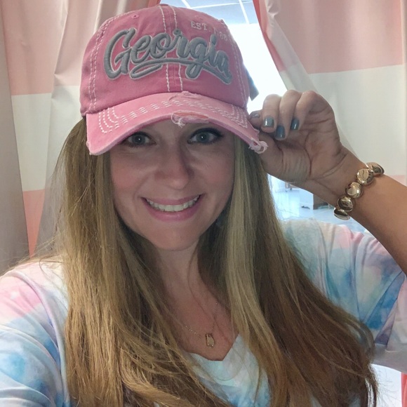 Meet your Posher, Southern Roots Resale - Picture 5 of 6